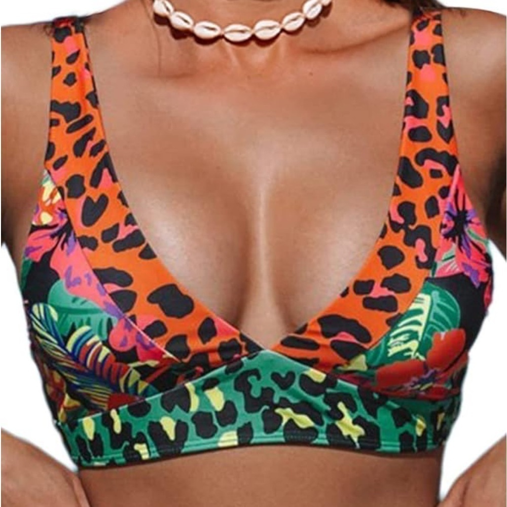NWT Hilinker Women's Leopard Bikini top V Neck removable pads size XL A39